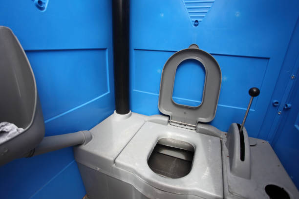 Best Portable restroom trailer rental  in Newpt, OR